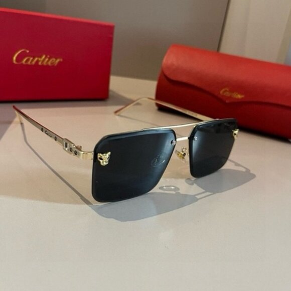 Luxury Cartier Eyewear: Black & Gold Design - Picture 1 of 6